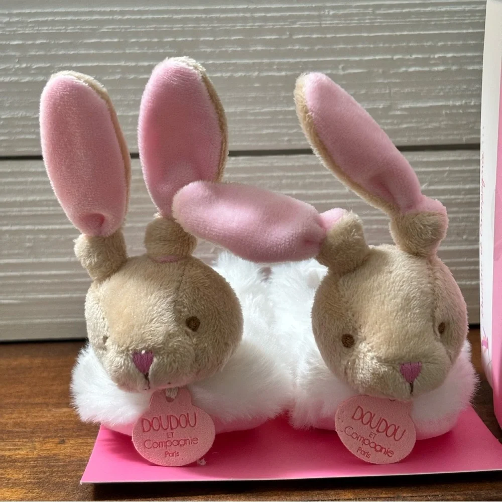 Doudou et Compagnie Rattle Booties Bunny Pink Slippers NEW IN BOX